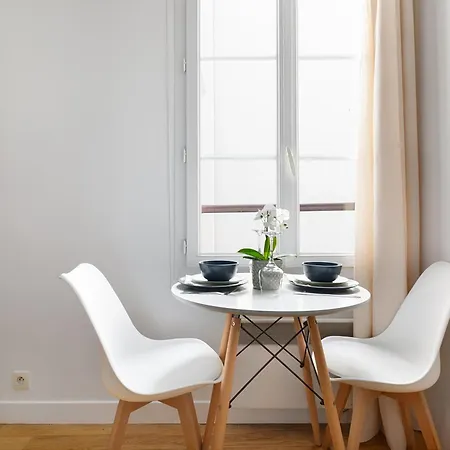 Guestrust - Champs Elysees Arc De Triomphe 38 Apartment *