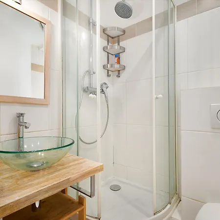 Guestrust - Champs Elysees Arc De Triomphe 38 Apartment Paris